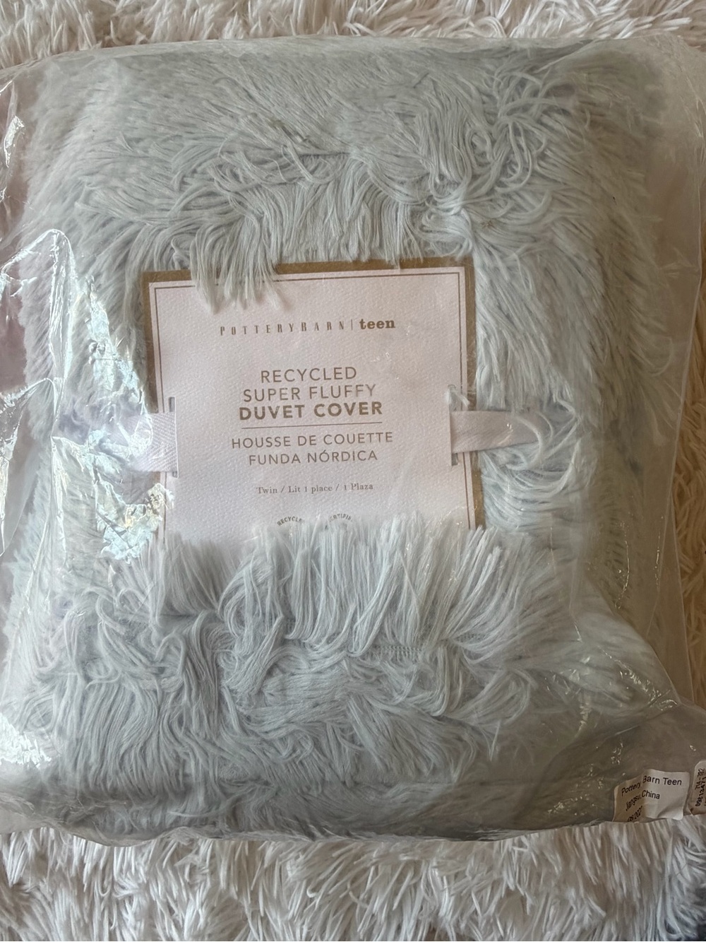Pottery Barn Teen Recycled Super Fluffy Faux Fur Duvet Cover Ice Blue Twin NEW
